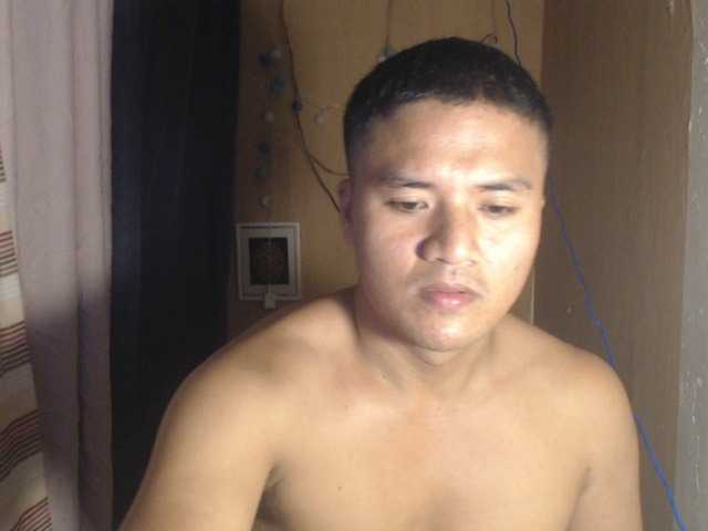 Live sex webcam photo for asianbigdick30 #275577688