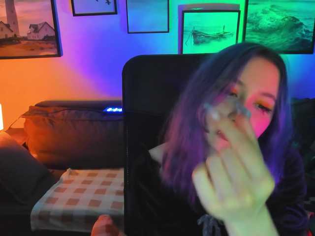 Live sex webcam photo for asiancouple #274249625