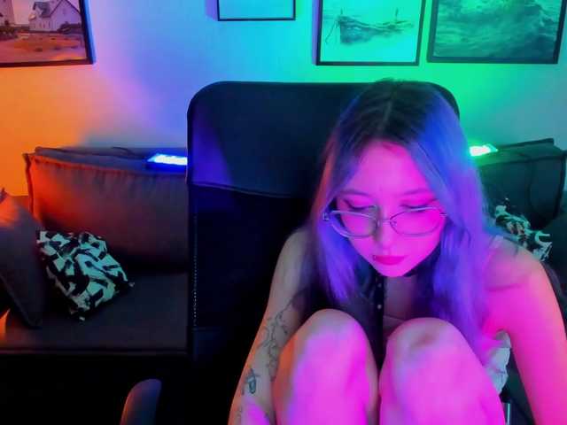 Live sex webcam photo for asiancouple #274366146