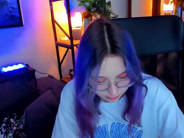 Live sex webcam photo for asiancouple #274594637