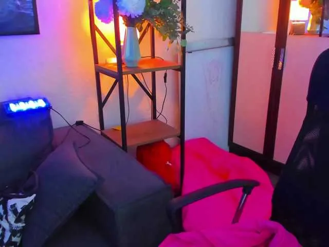 Live sex webcam photo for asiancouple #274638602