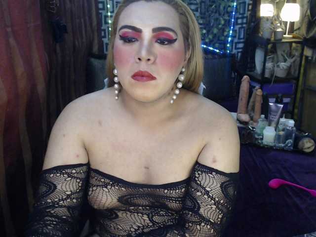 Live sex webcam photo for asiangaydoll #274631590