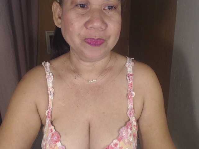 Live sex webcam photo for asianrose45 #275917556