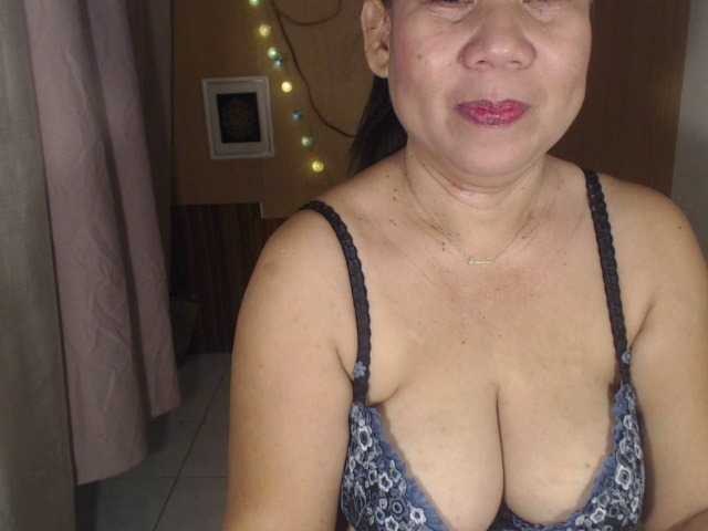 Live sex webcam photo for asianrose45 #275936715