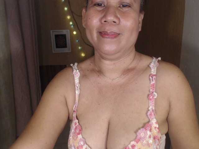 Live sex webcam photo for asianrose45 #275988596