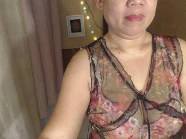 Live sex webcam photo for asianrose45 #276103774