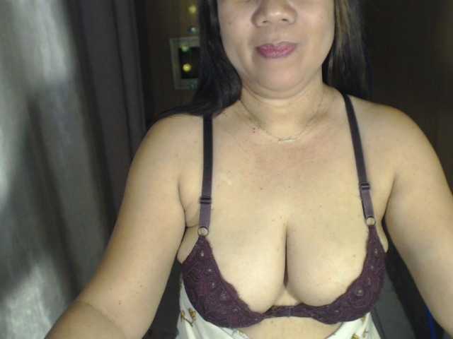 Live sex webcam photo for asianrose45 #276495871