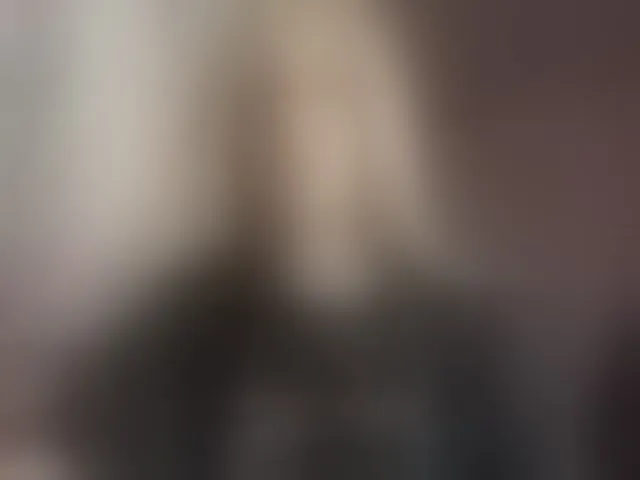 Live sex webcam photo for askiba #294063043