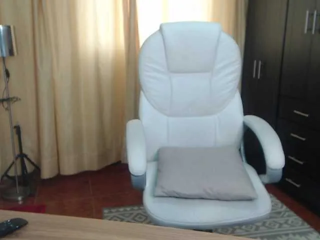 Live sex webcam photo for asleyh-green #273612401