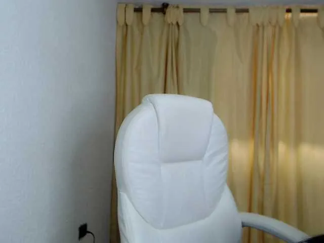 Live sex webcam photo for asleyh-green #273732240