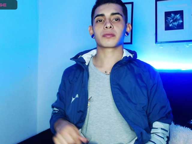 Live sex webcam photo for asmodeuss69 #276639869