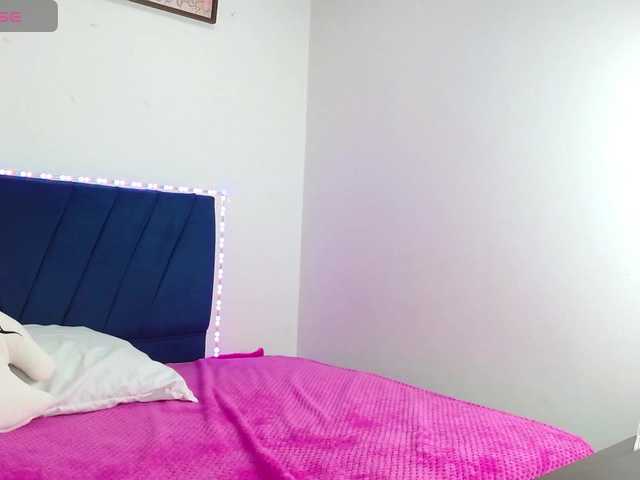 Live sex webcam photo for atenea-221 #278218970