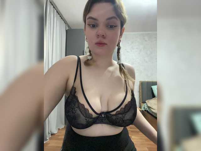 Live sex webcam photo for athena333 #290845859