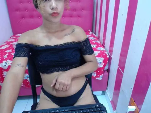 Live sex webcam photo for atrevidaloren #274541515