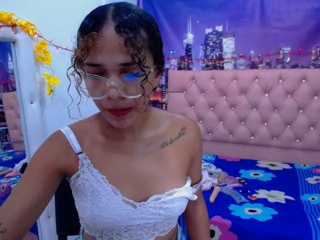 Live sex webcam photo for atrevidaloren #274583578