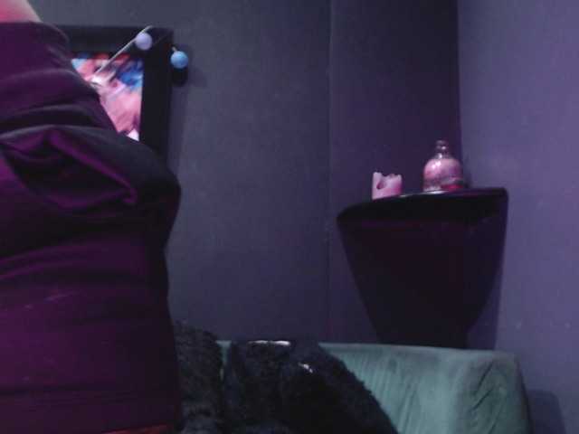 Live sex webcam photo for auravall #277710582