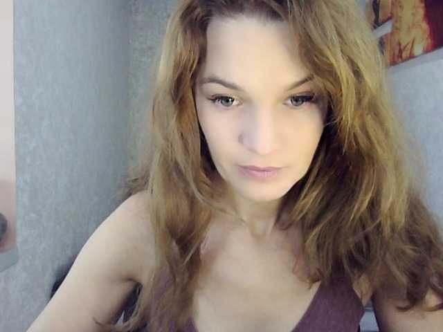 Live sex webcam photo for aurora-LL #276520924