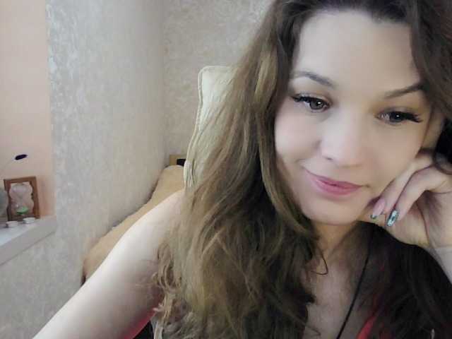 Live sex webcam photo for aurora-LL #277131804