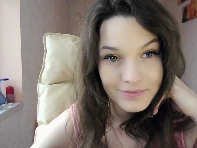 Live sex webcam photo for aurora-LL #277366254