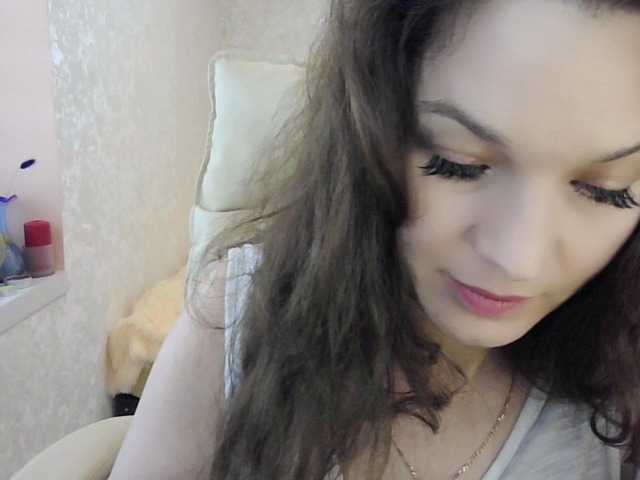 Live sex webcam photo for aurora-LL #277476271