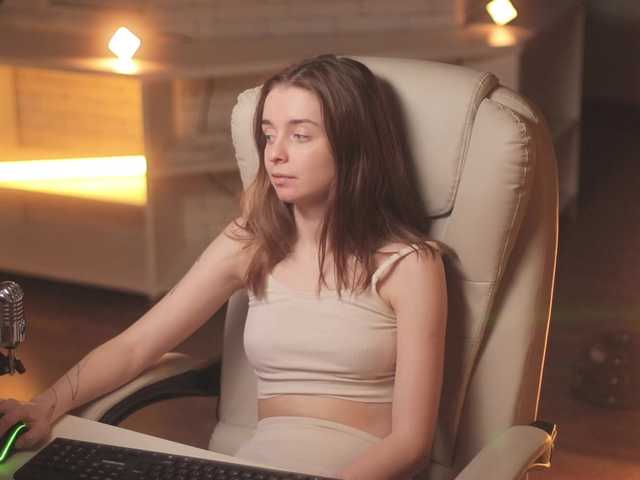 Live sex webcam photo for aurora-ginger-rosse #277402232