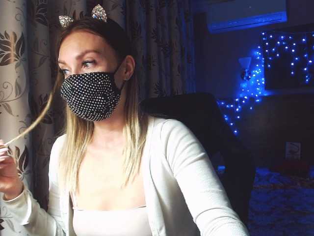 Live sex webcam photo for avrora-cake #272933033