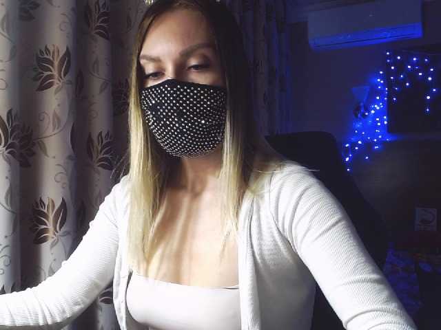 Live sex webcam photo for avrora-cake #272979130