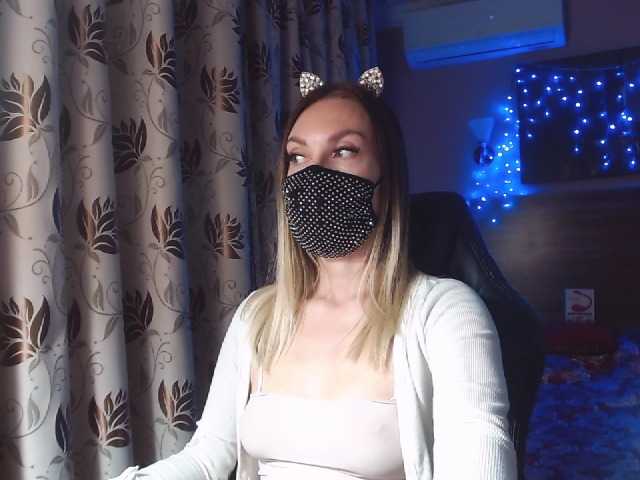 Live sex webcam photo for avrora-cake #272981661