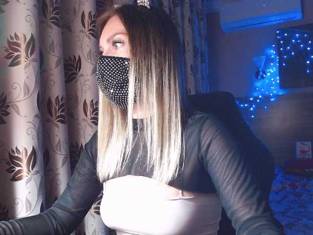 Live sex webcam photo for avrora-cake #273077213