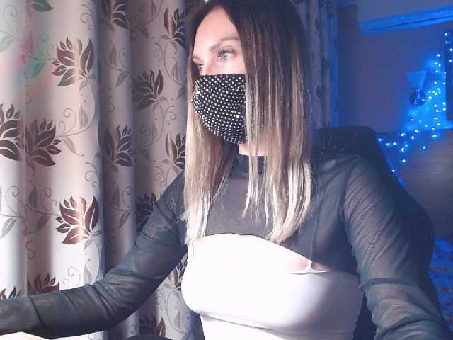 Live sex webcam photo for avrora-cake #273172190