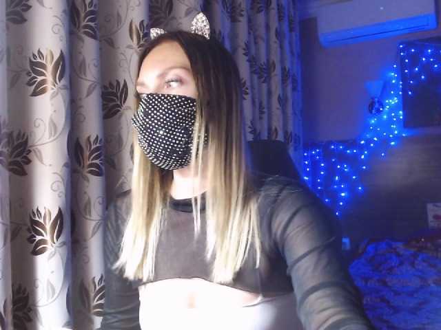 Live sex webcam photo for avrora-cake #273429320