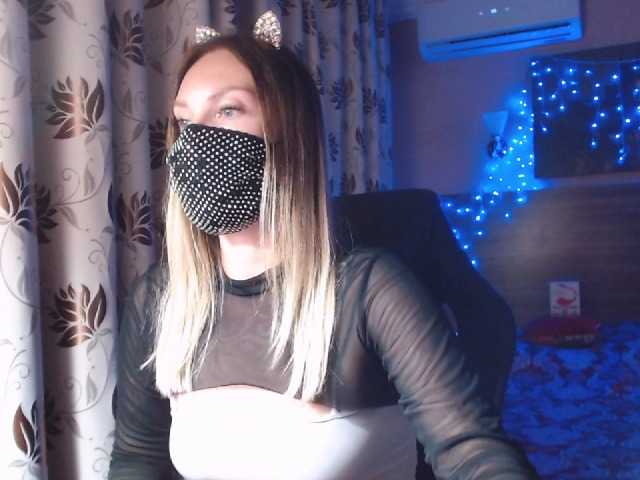 Live sex webcam photo for avrora-cake #273690935