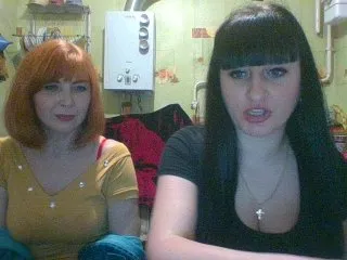 Live sex webcam photo for awesomediss2 #152883667