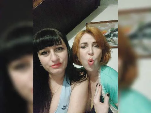 Live sex webcam photo for awesomediss2 #277160933