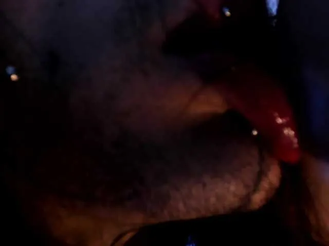 Live sex webcam photo for axellcollins #290516744