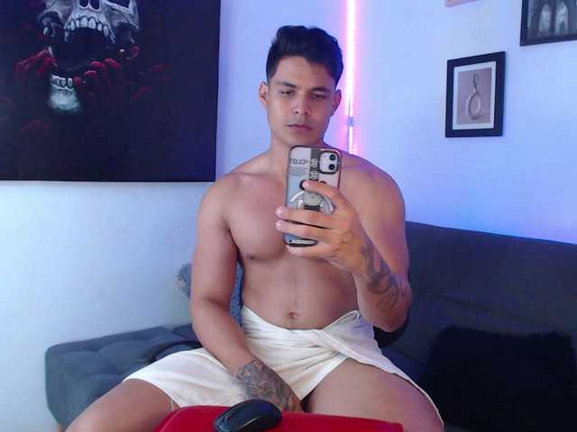 Live sex webcam photo for axelldior #278019680