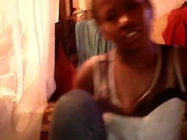 Live sex webcam photo for aychah #272567355