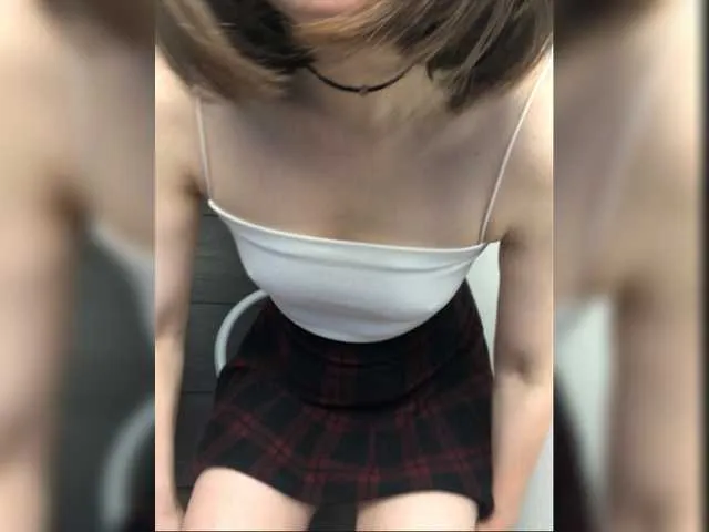 Live sex webcam photo for aziatochka22 #275824990