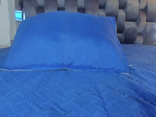 Live sex webcam photo for baby-bbw #290360612