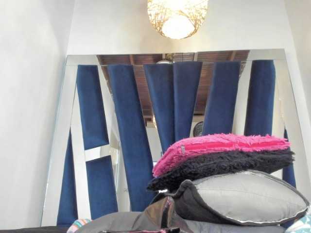 Live sex webcam photo for baby-bbw #290481379