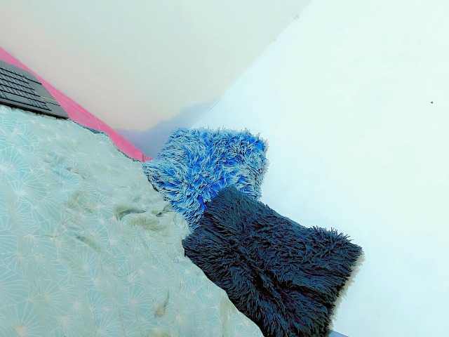 Live sex webcam photo for baby-rous #292269921