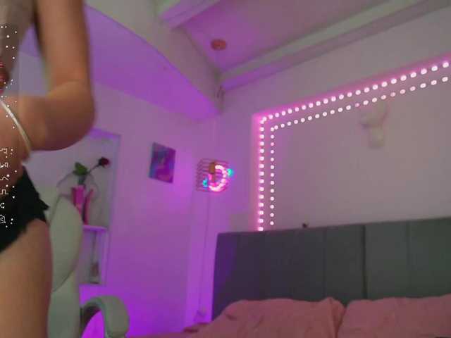 Live sex webcam photo for baby-sammyy #279715974