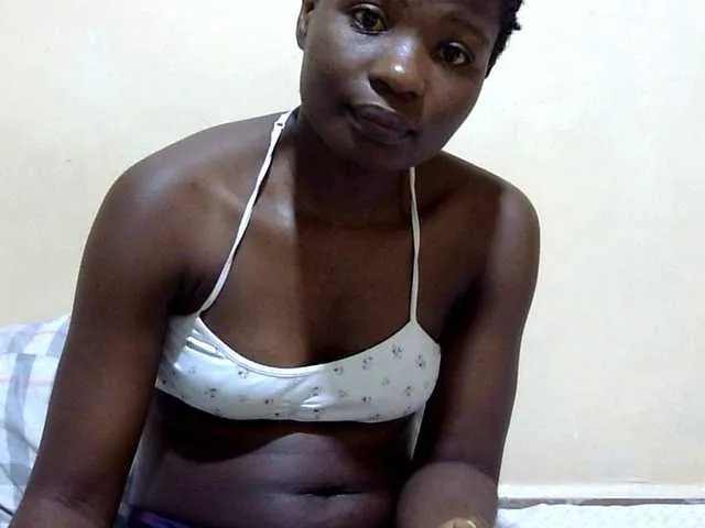 Live sex webcam photo for babyellah #293931572