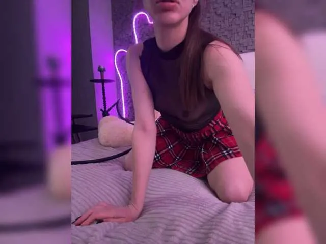 Live sex webcam photo for babylips #292375090