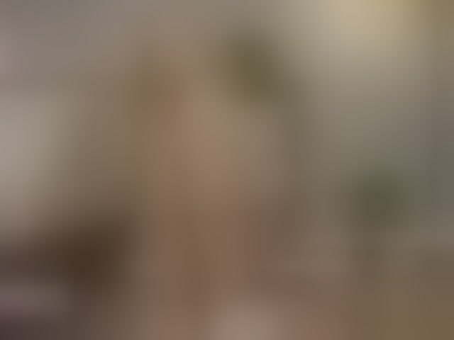 Live sex webcam photo for babyyyluna #292428236