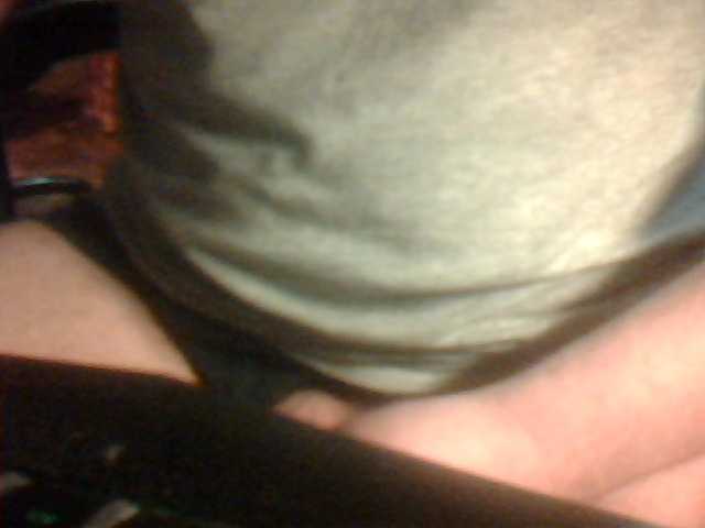 Live sex webcam photo for badmouse198 #273282712