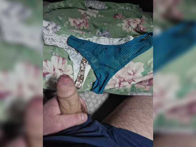 Live sex webcam photo for badmouse198 #290471699