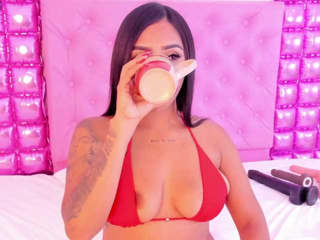 Live sex webcam photo for barbarahills21 #290728489