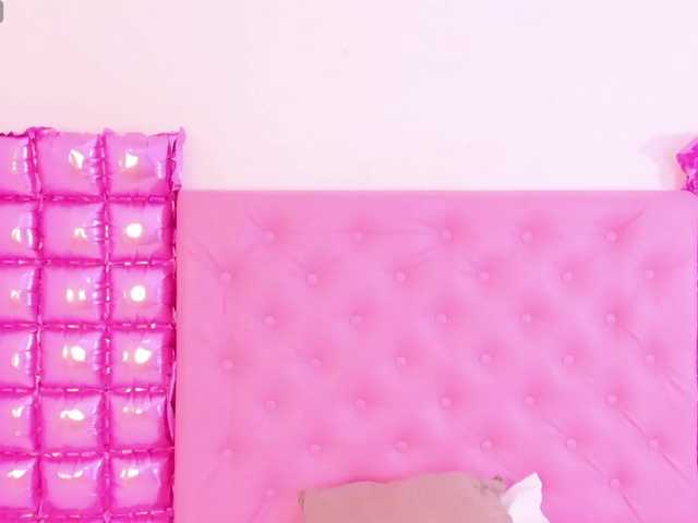 Live sex webcam photo for barbarahills21 #290768790