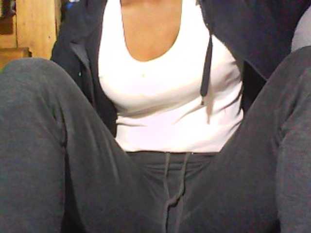 Live sex webcam photo for barcelone1 #273310031